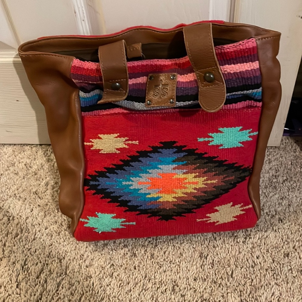 An Aztech STS purse good shape just need sold